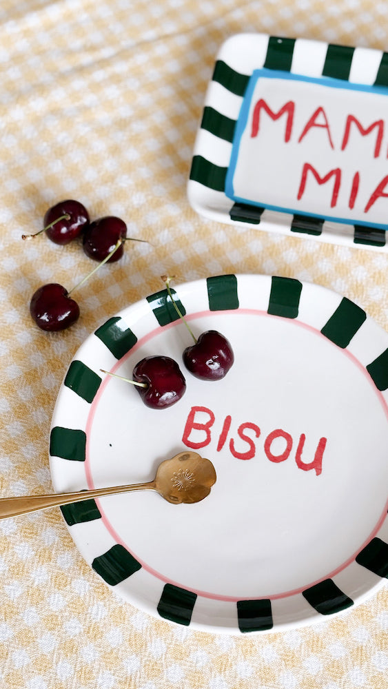 "Bisou" plate