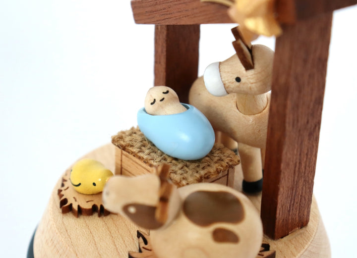 Little Nativity music box "Wooderful life"