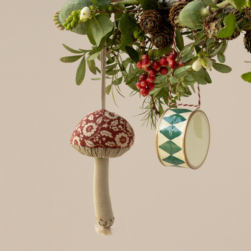 Champignon Maileg fleurs rouges