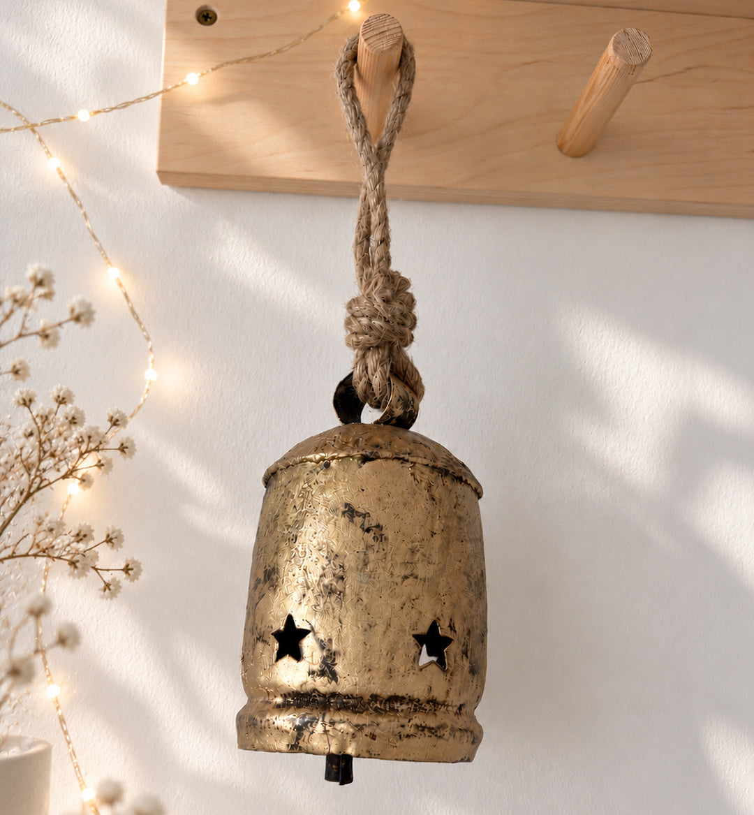 Cloche vintage avec étoiles - 3 tailles disponibles
