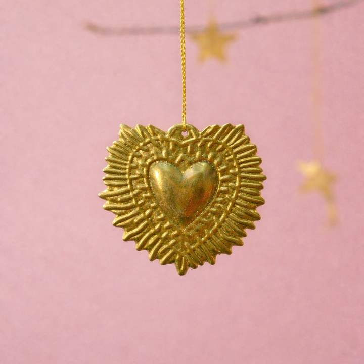 Petit coeur ex-voto en laiton