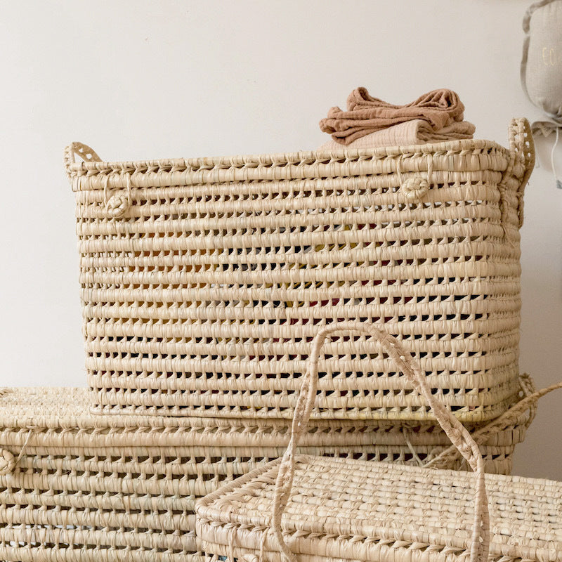 Coffre en feuilles de palmier