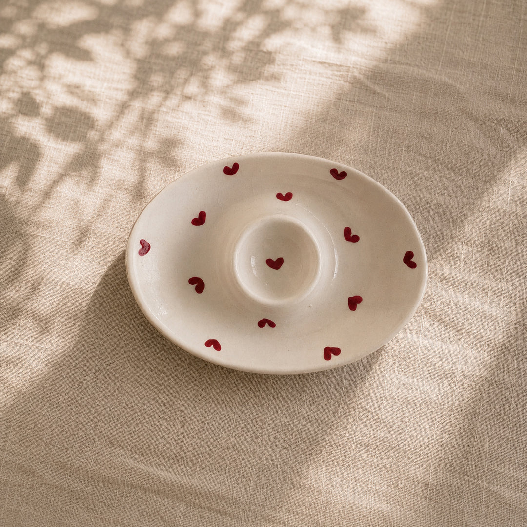 Coquetier avec motifs de coeurs - Fabriqué en France