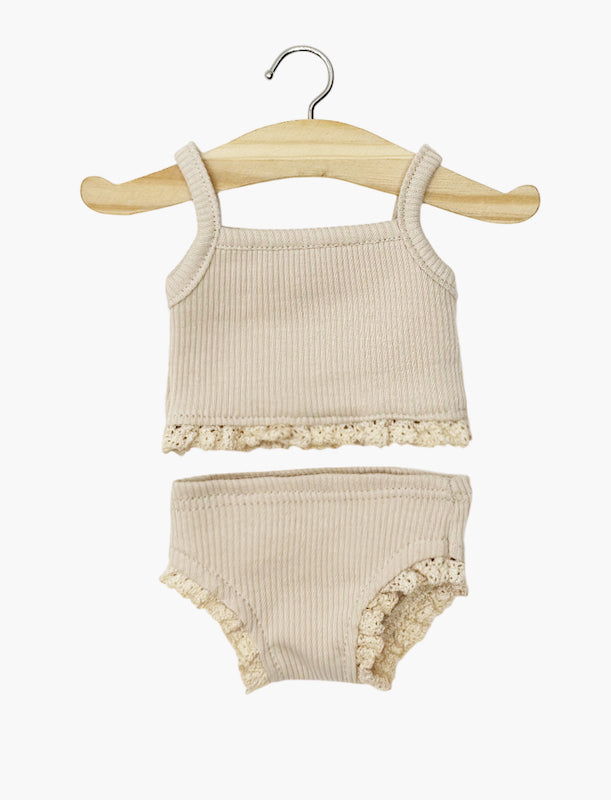 Dessous de fille beige avec dentelle Minikane