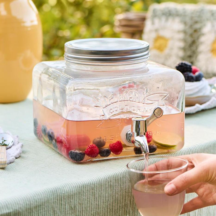 Glass beverage dispenser