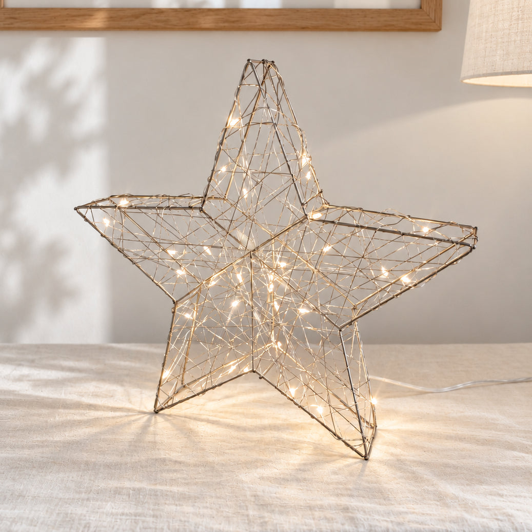 Etoile 3 D lumineuse à LED