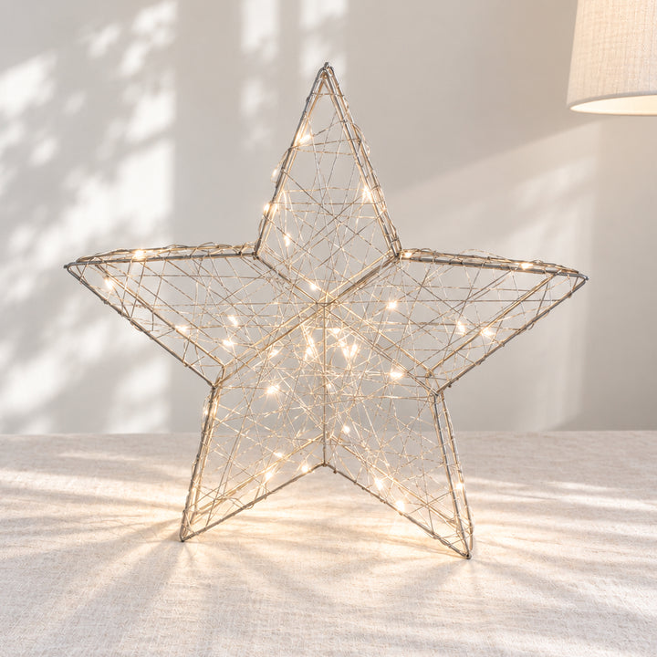 Etoile 3 D lumineuse à LED