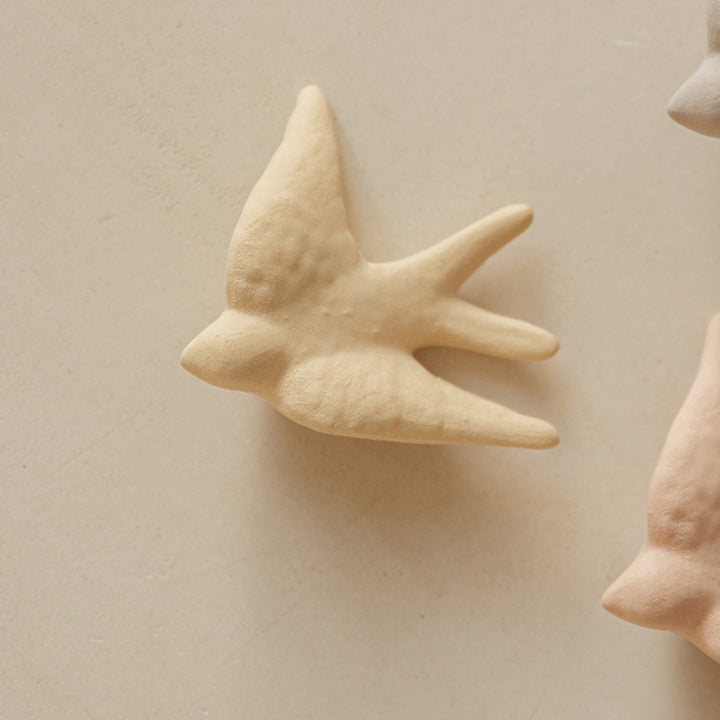 Ceramic swallow - 3 colors available
