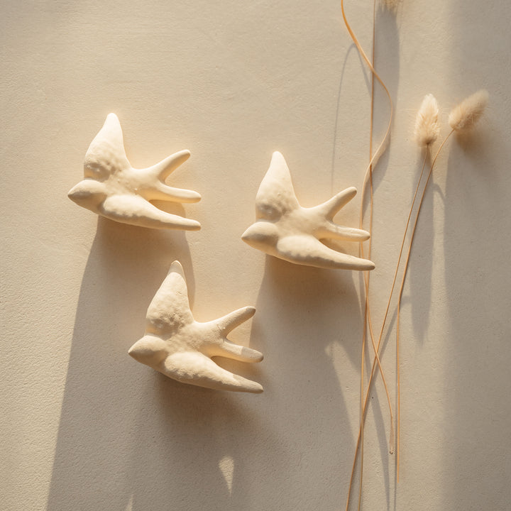 Ceramic swallow - 3 colors available