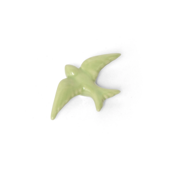 Hirondelle en céramique pistache disponible en 3 tailles