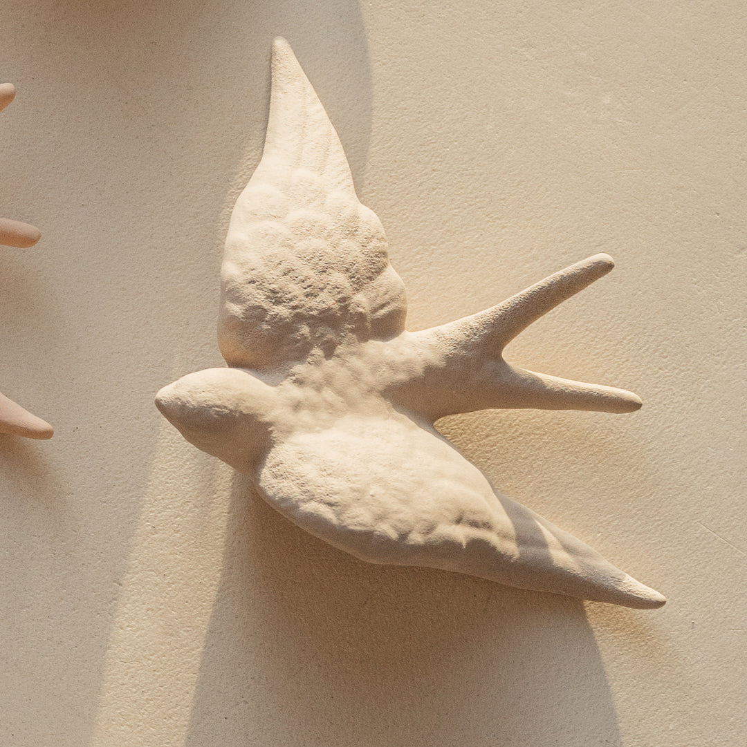Large ceramic swallow - 3 colors available