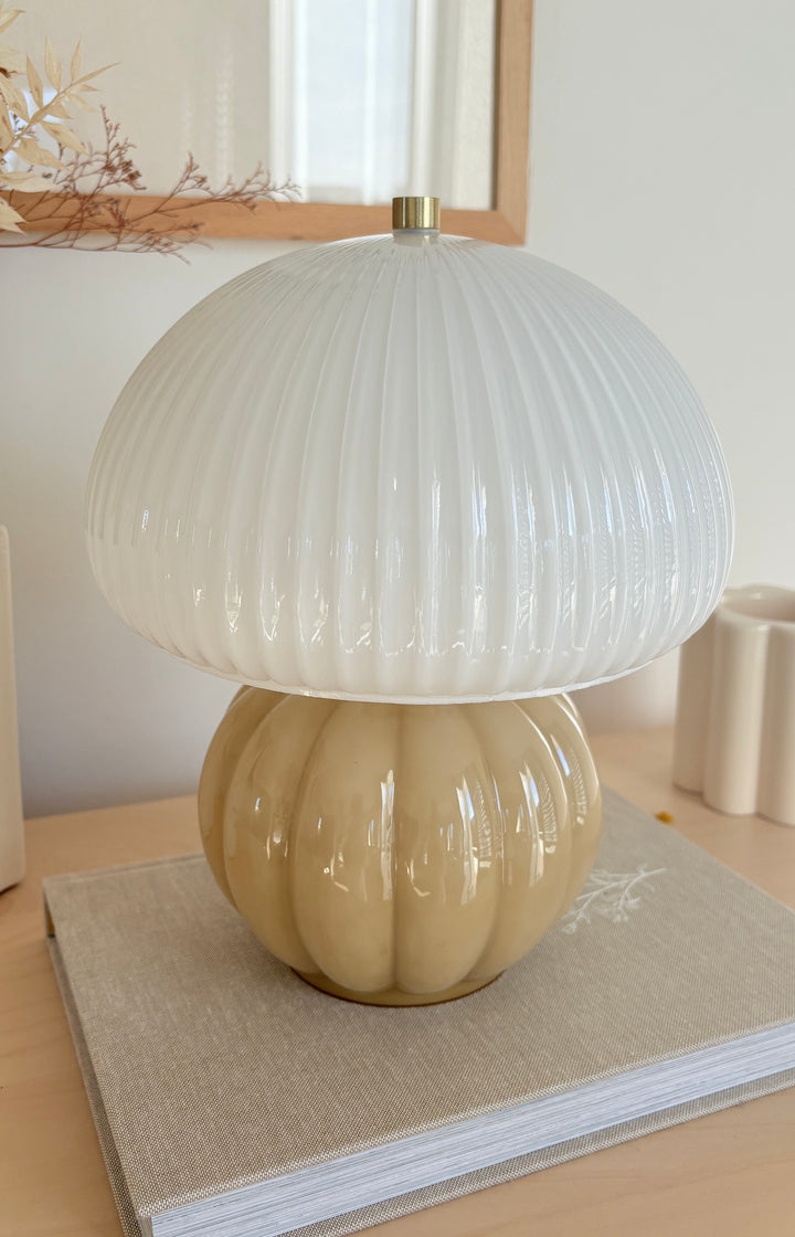 Charlie beige glass lamp