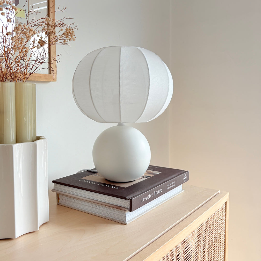 Adèle round lamp