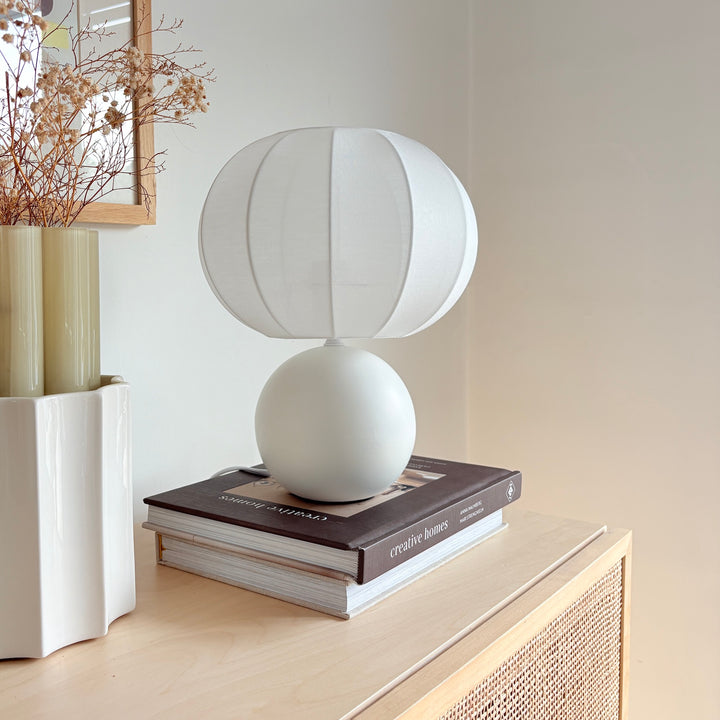 Adèle round lamp