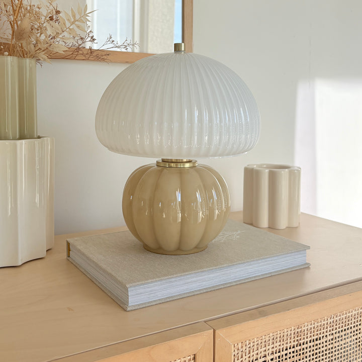Charlie beige glass lamp