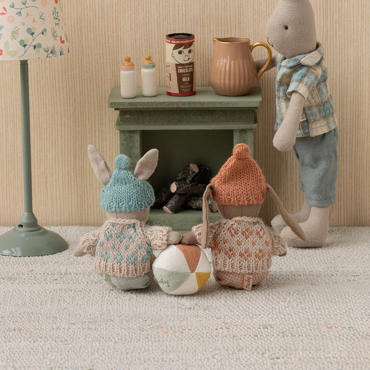 Lapin Maileg winter avec bonnet