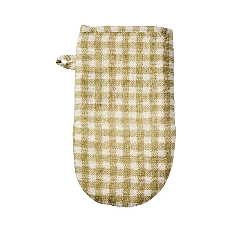 Yellow gingham oven mitt