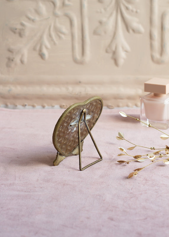 Miroir coeur sur pied