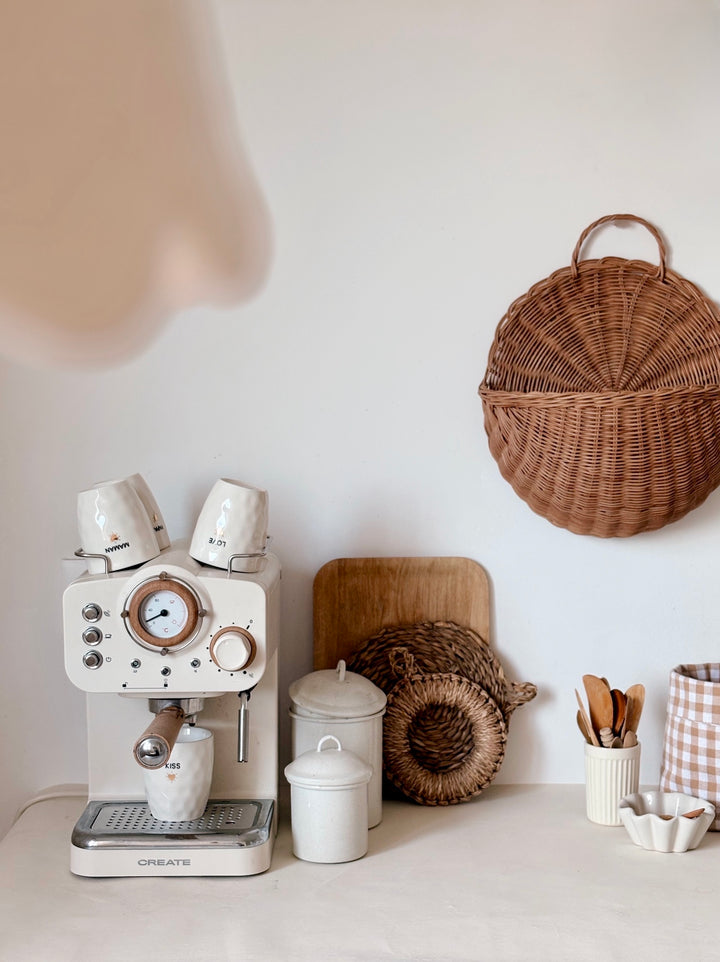 Tasse avec motif de coeur doré et inscription "Maman"