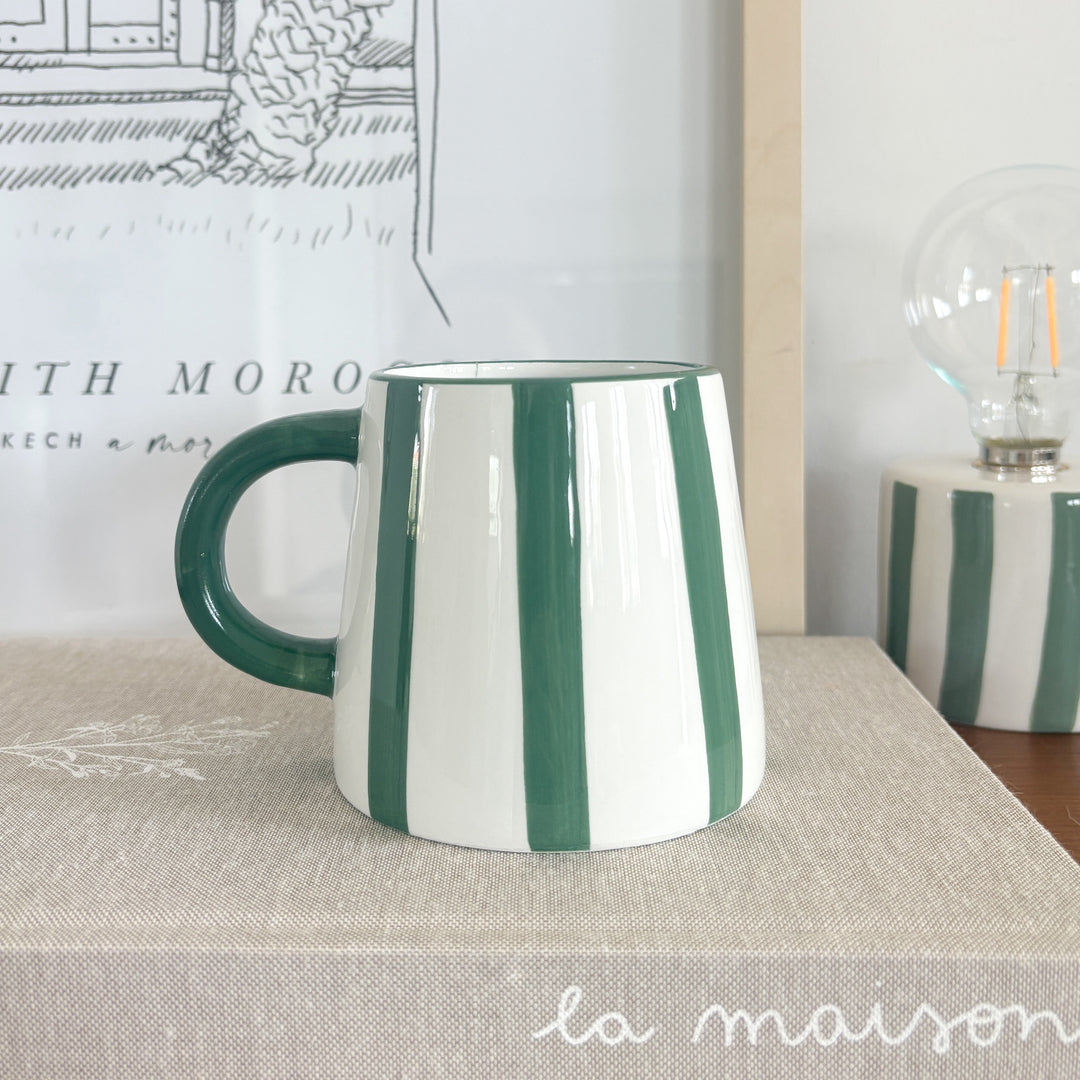 Mug with green stripes