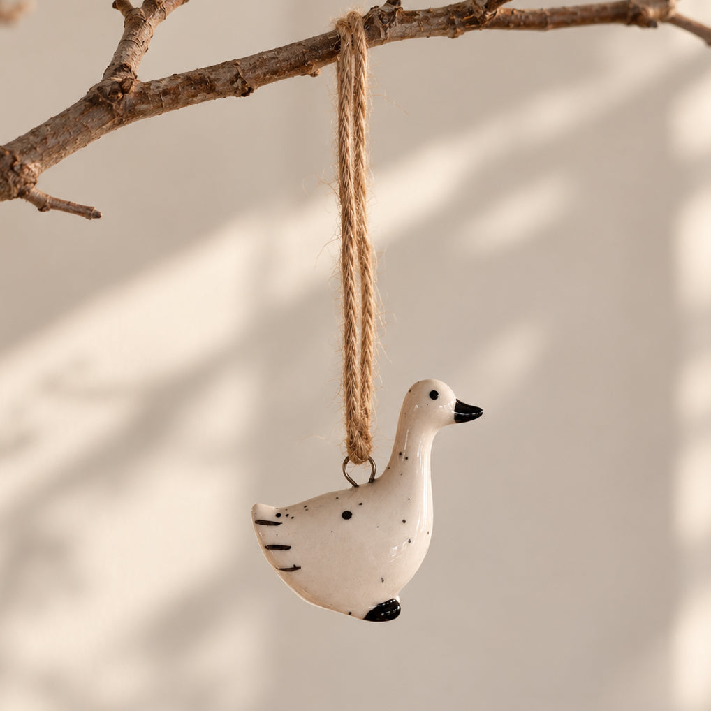 Oie en porcelaine à suspendre