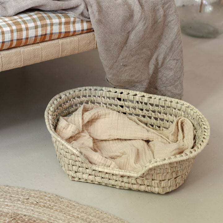 Panier pour chat ou petit chien en feuilles de palmier