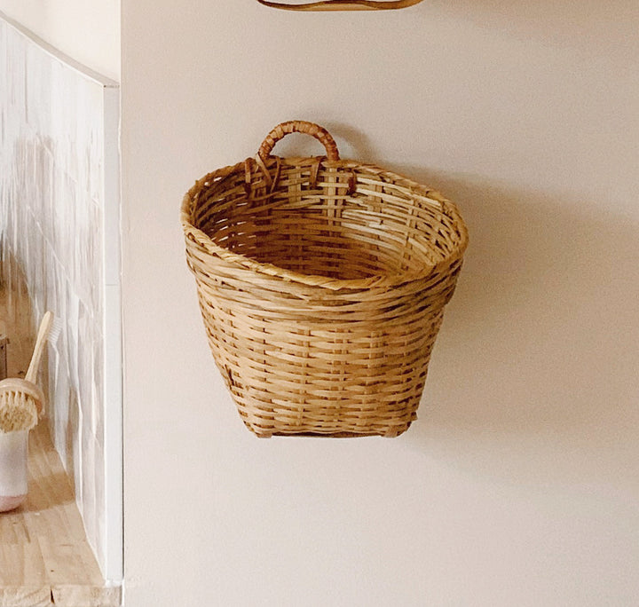 Panier en rotin avec poignée