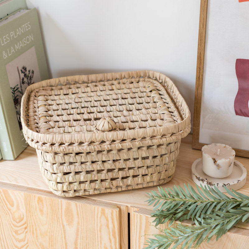 Moroccan palm leaf box with lid