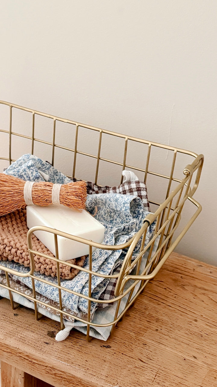 Madam Stoltz Metal Stackable Basket M