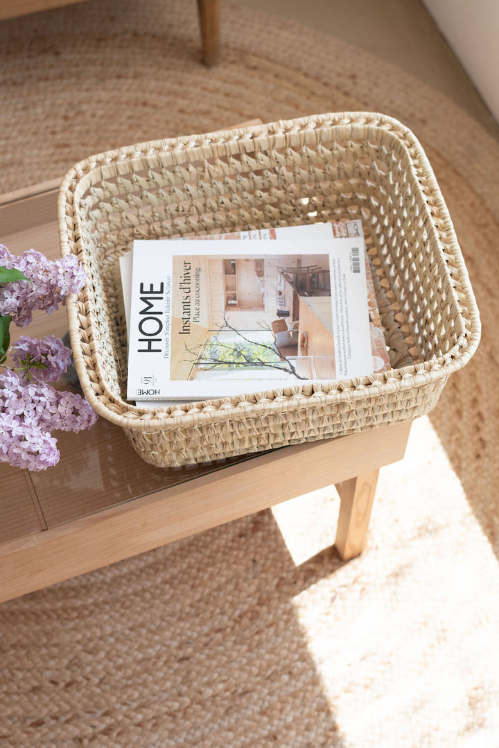 Grande caisse avec rebord en feuilles de palmier