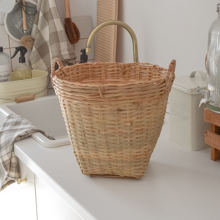 Vietnamese basket with handles