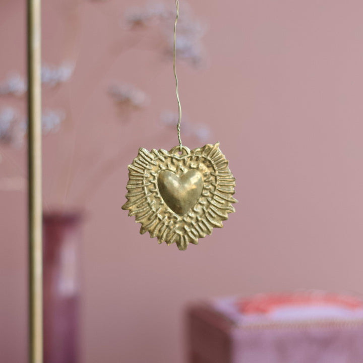 Petit coeur ex-voto en laiton