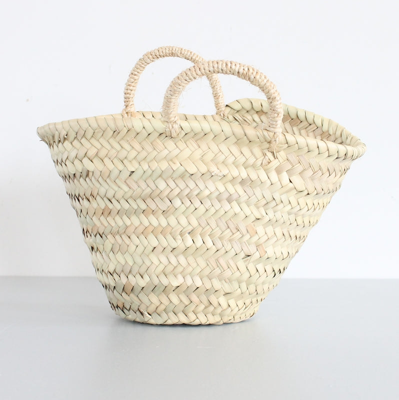Cesta pequeña tradicional marroquí