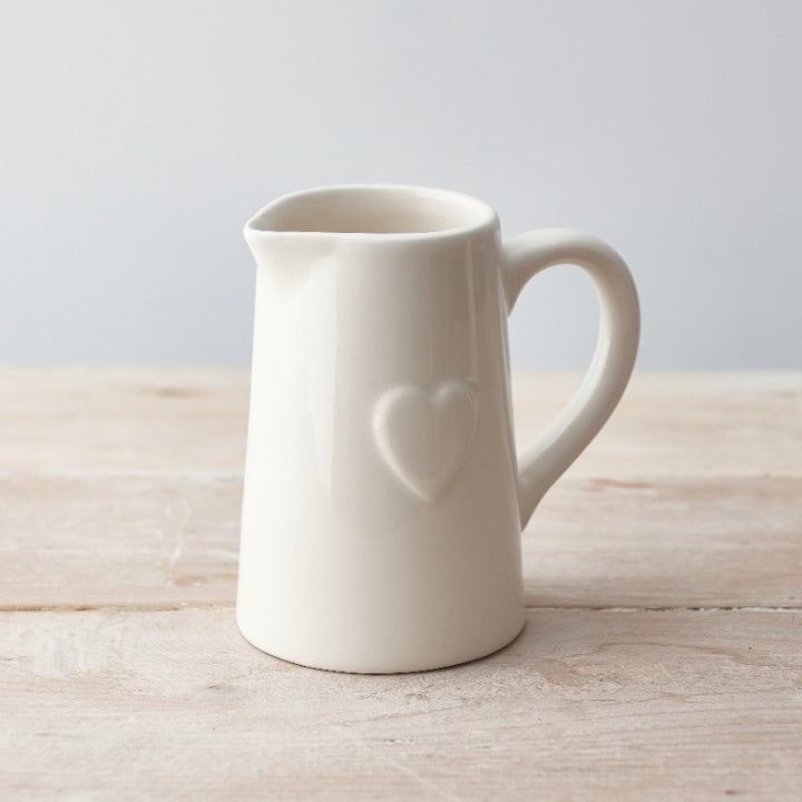 Pichet avec coeur blanc L