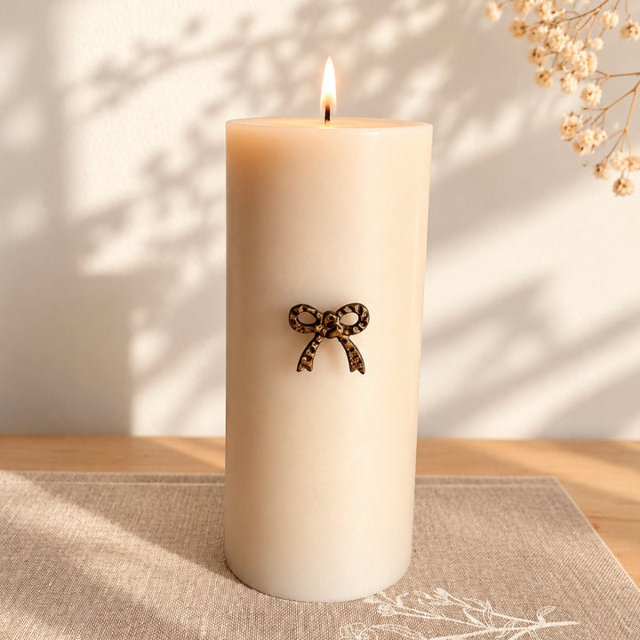 Pin's de bougie forme noeud