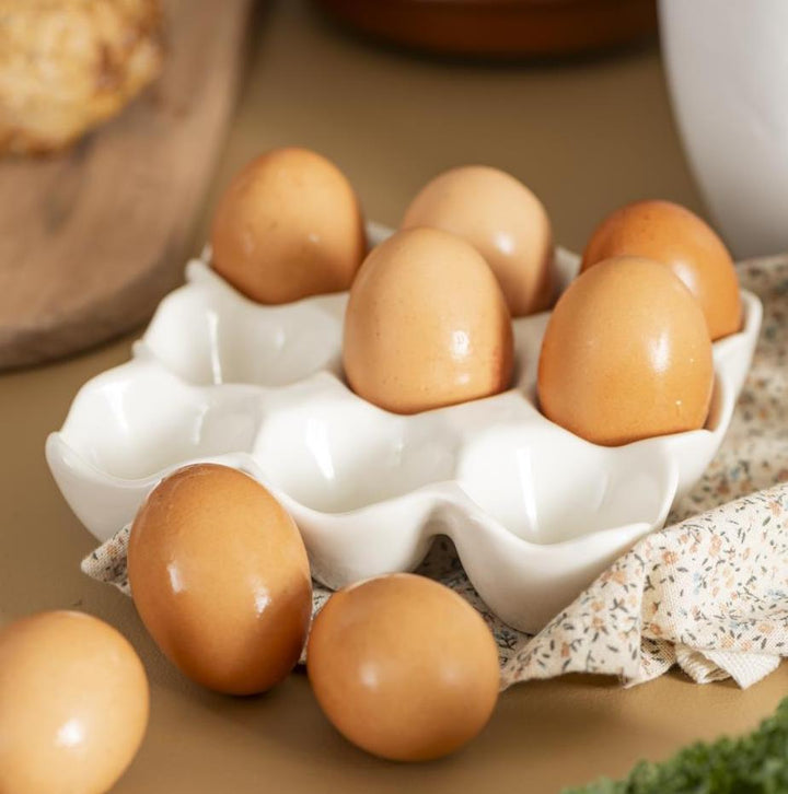 Plat pour oeufs blanc