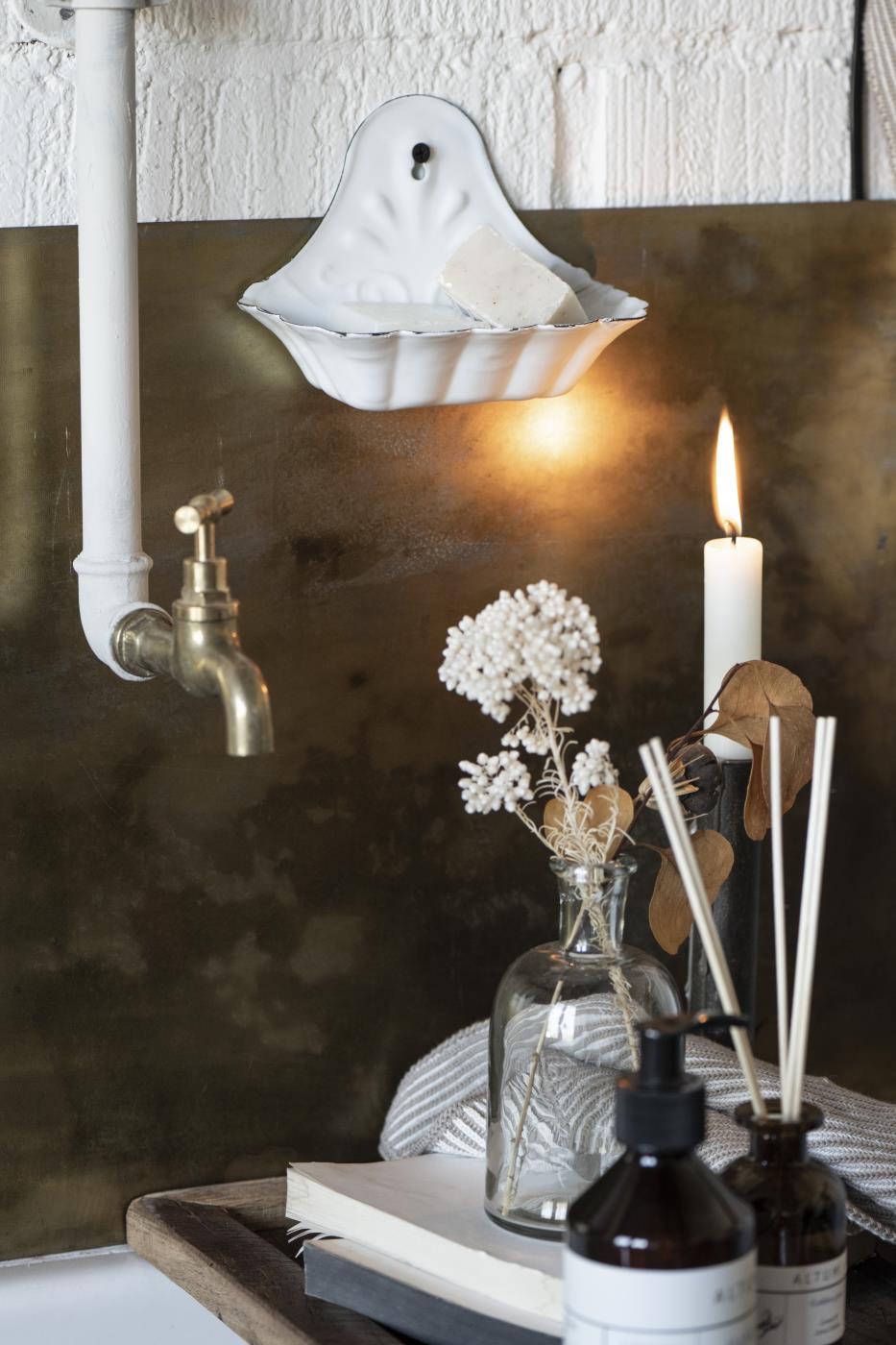 Jabonera de pared esmaltada