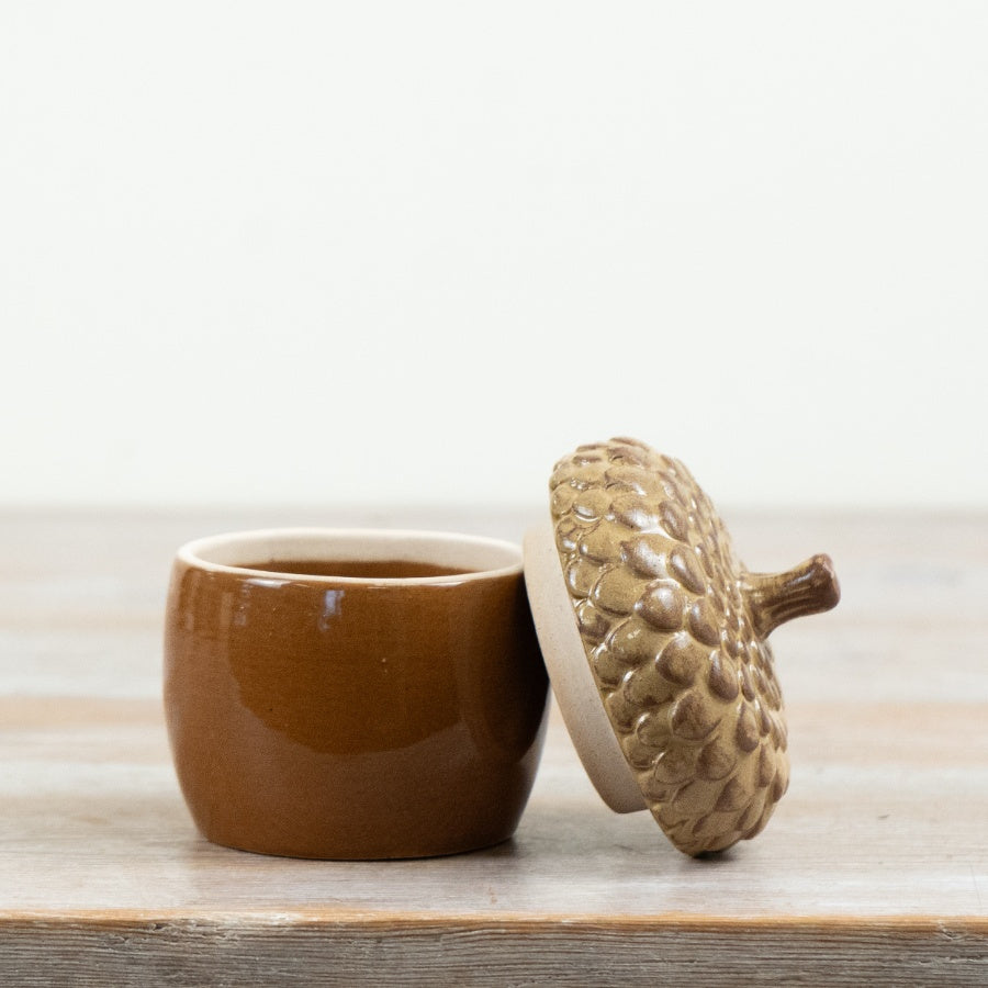 Pot forme gland marron