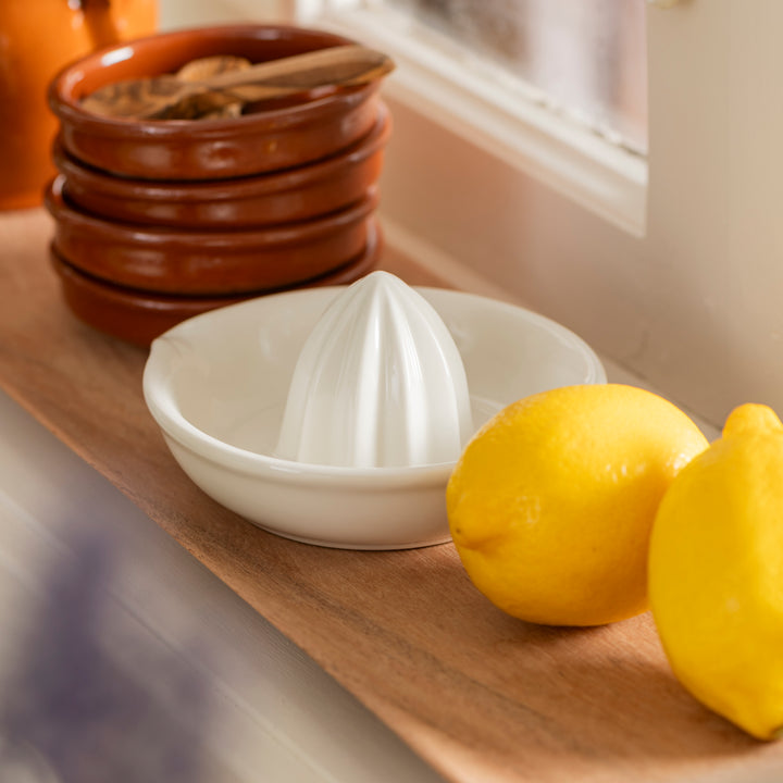 Presse agrumes en céramique blanc