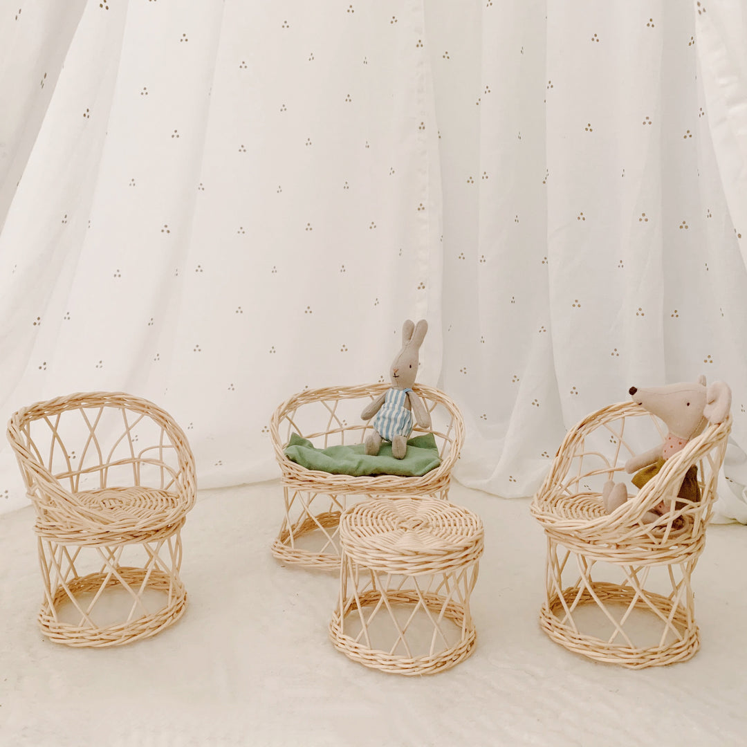 Petit salon en rotin naturel – Jouet et accessoire maison de poupée