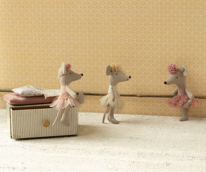 Little mouse little sister ballerina beige "Maileg"