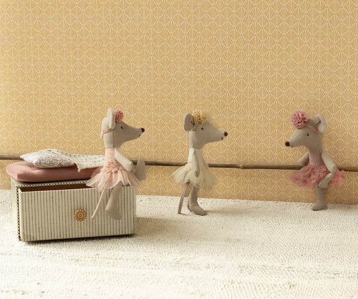 Little mouse little sister ballerina beige "Maileg"