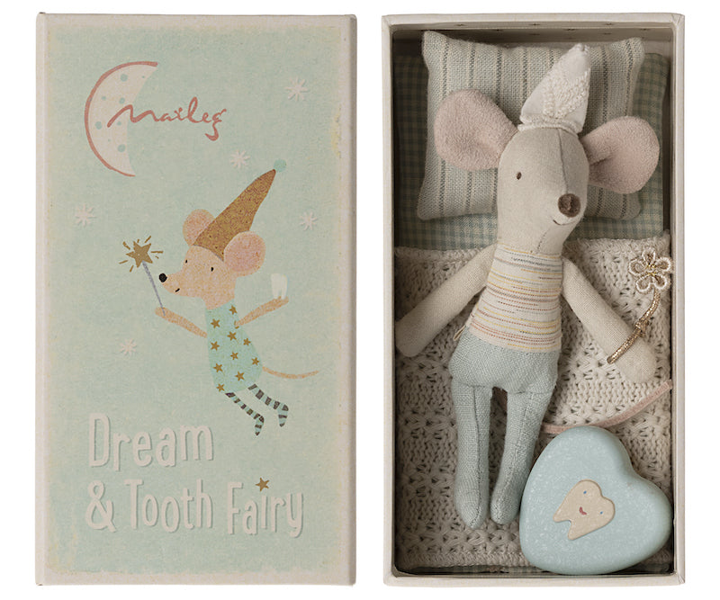 Boy tooth fairy mouse with his "Maileg" box