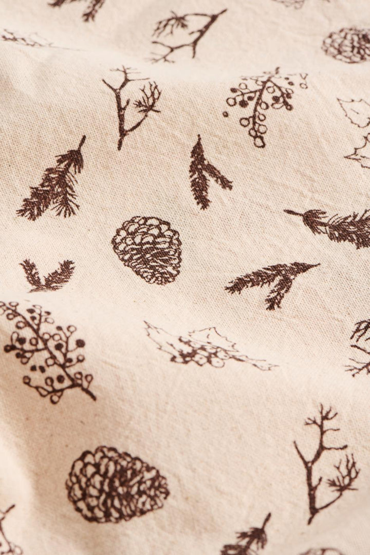 Autumn-themed cotton tea towel