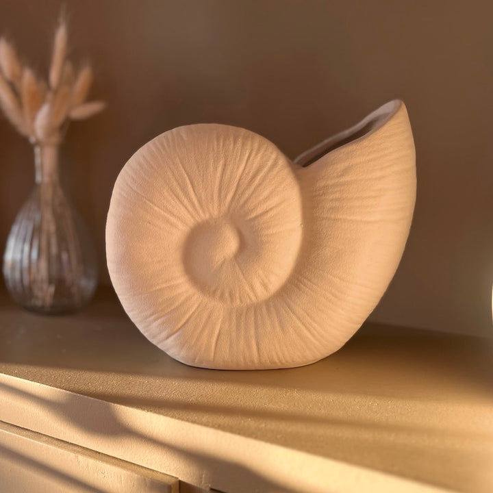 Vase coquillage en céramique blanc