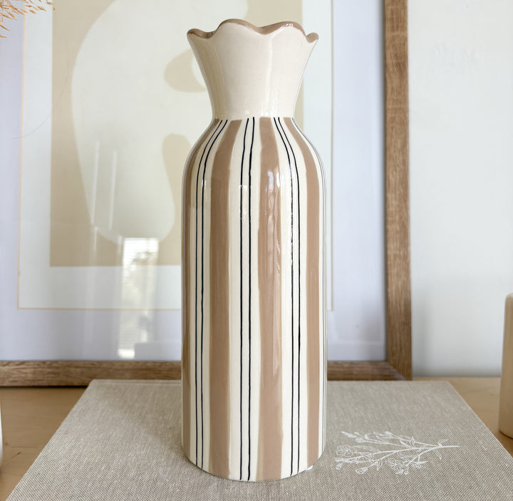 Vase corolle rayures