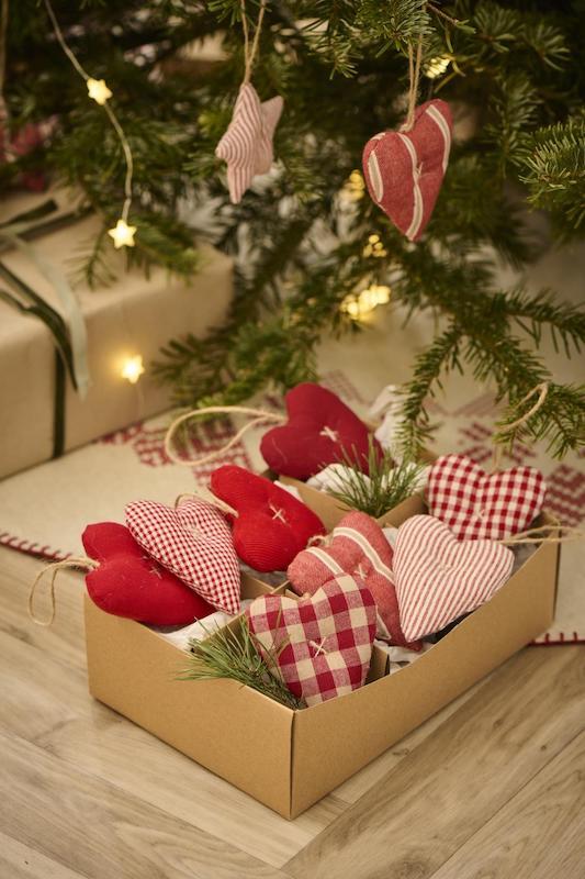 decoration-coeurs-de-noel-coton