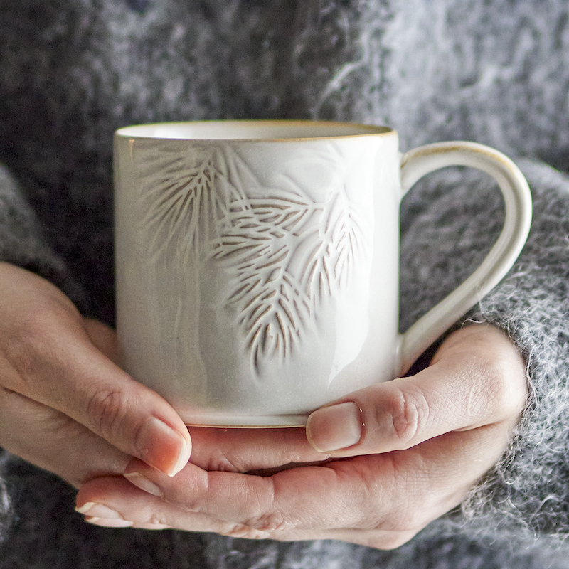 mug-winter-bloomingville-branches-de-sapin